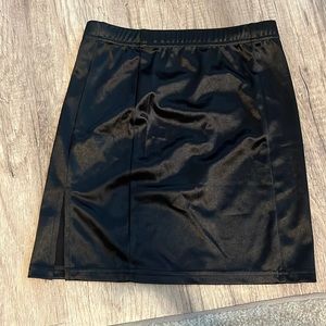Black skirt with slit